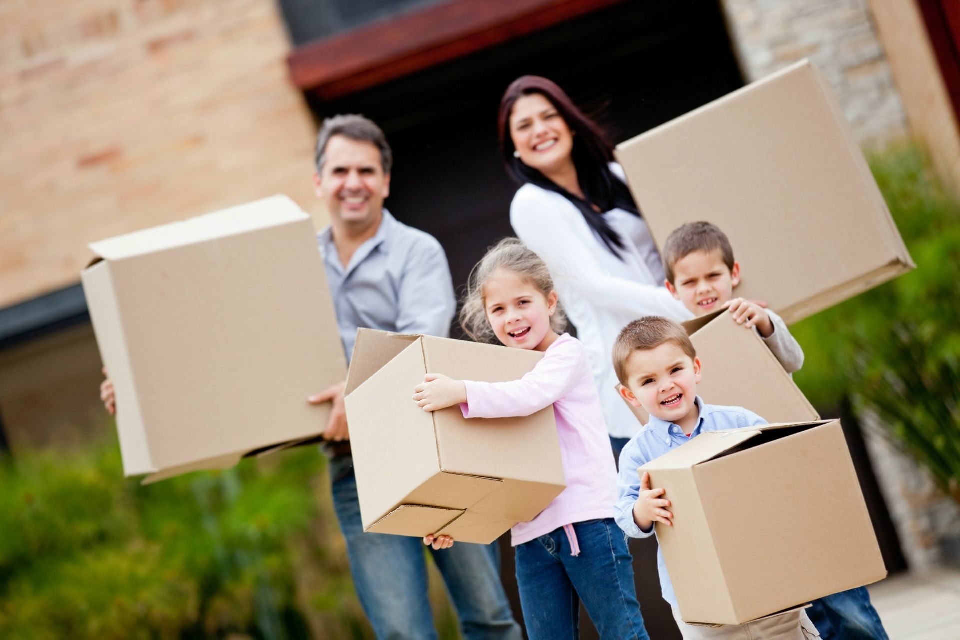 10 Actions To Buying A Family House With Home